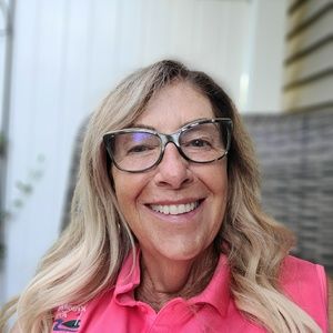 Meet your Posher, Debra